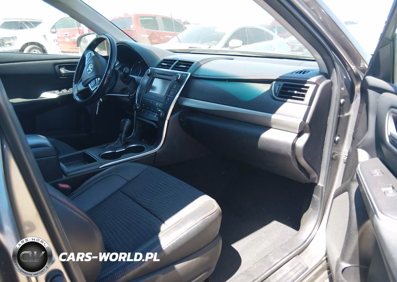 2015 Toyota Camry Se VIN:4T1BF1FK3FU114450 - 5