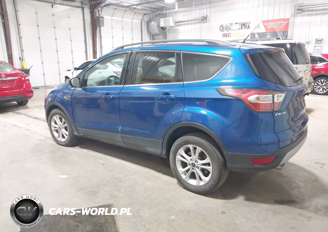 2017 Ford Escape Se VIN:1FMCU0GD9HUA39079 - 3
