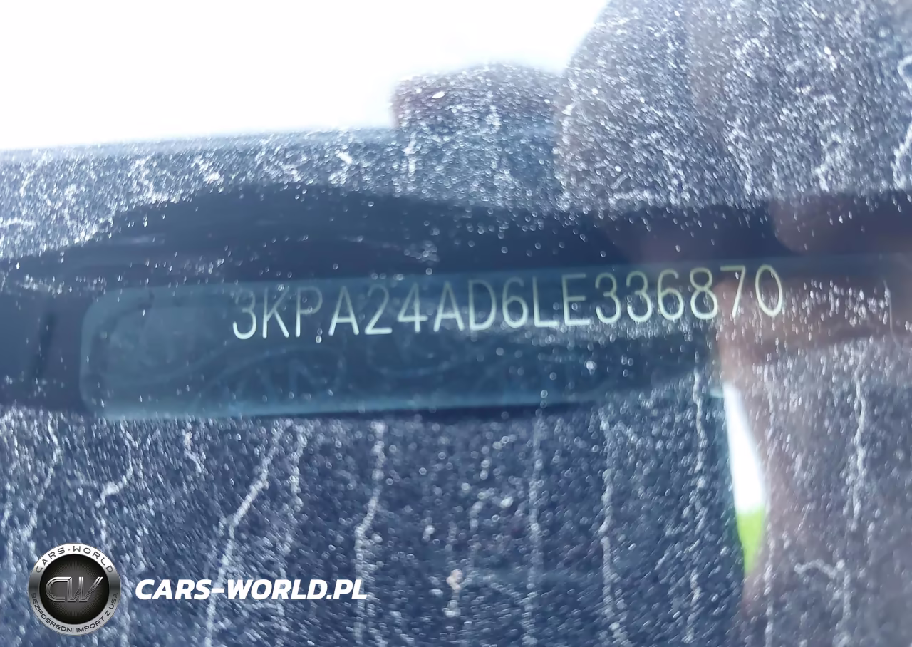 2020 Kia Rio S VIN:3KPA24AD6LE336870 - 9