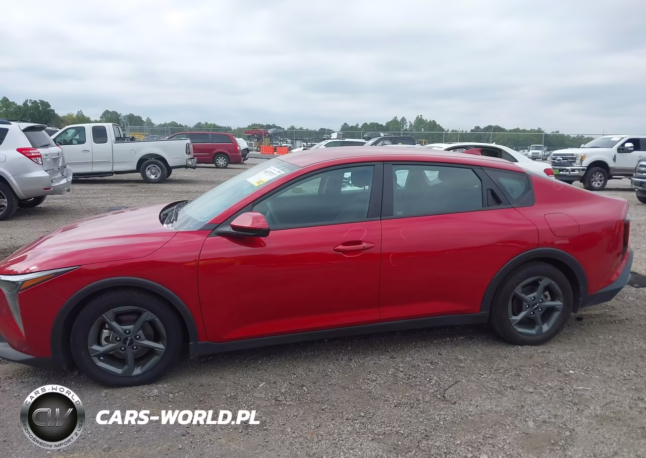 2025 Kia K4 Lxs VIN:3KPFT4DEXSE102270 - 15