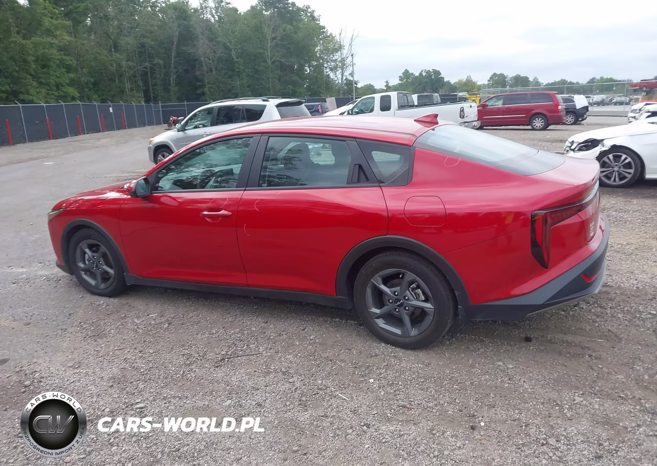 2025 Kia K4 Lxs VIN:3KPFT4DEXSE102270 - 3