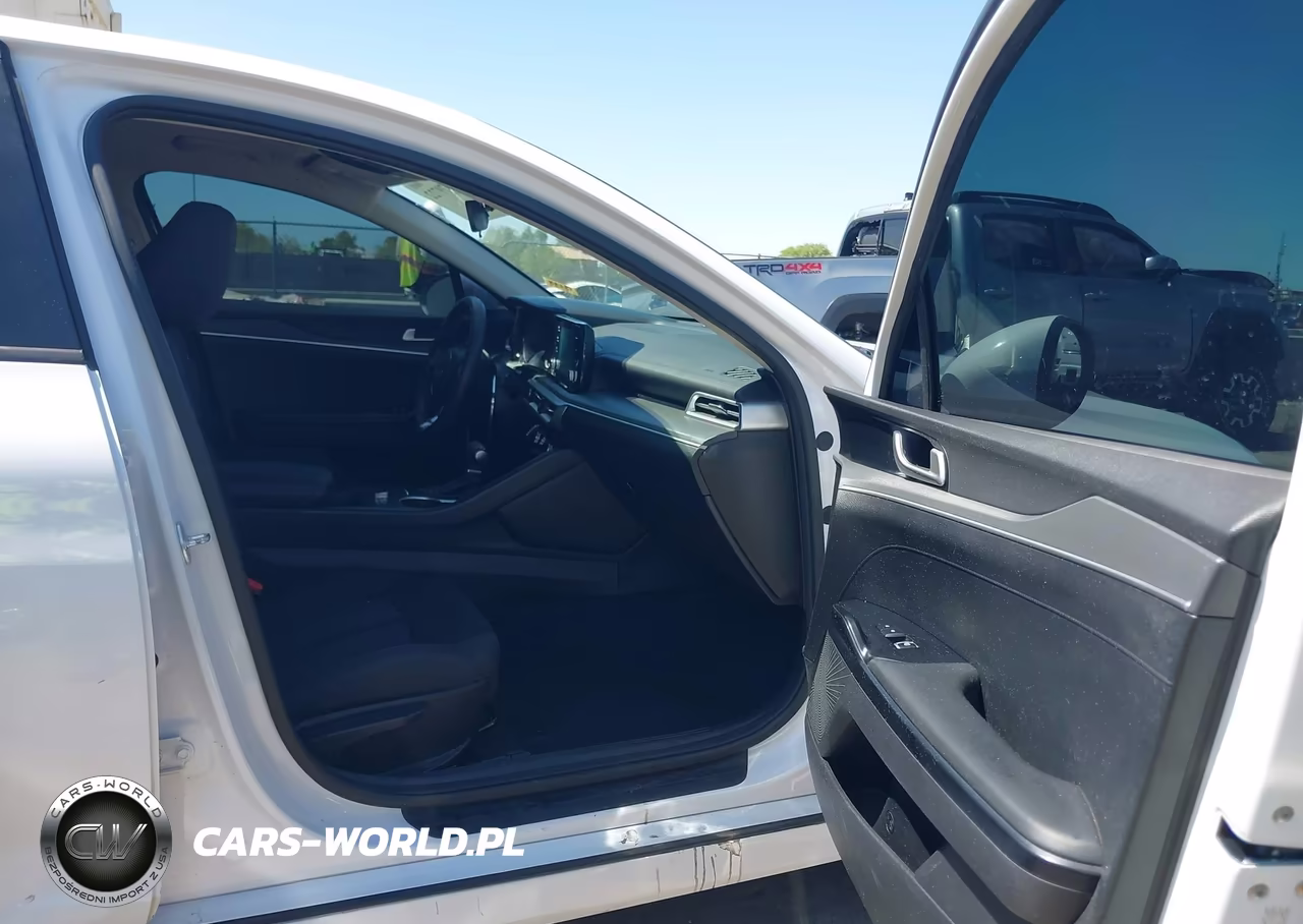 2023 Kia K5 Lxs VIN:5XXG14J28PG186706 - 5