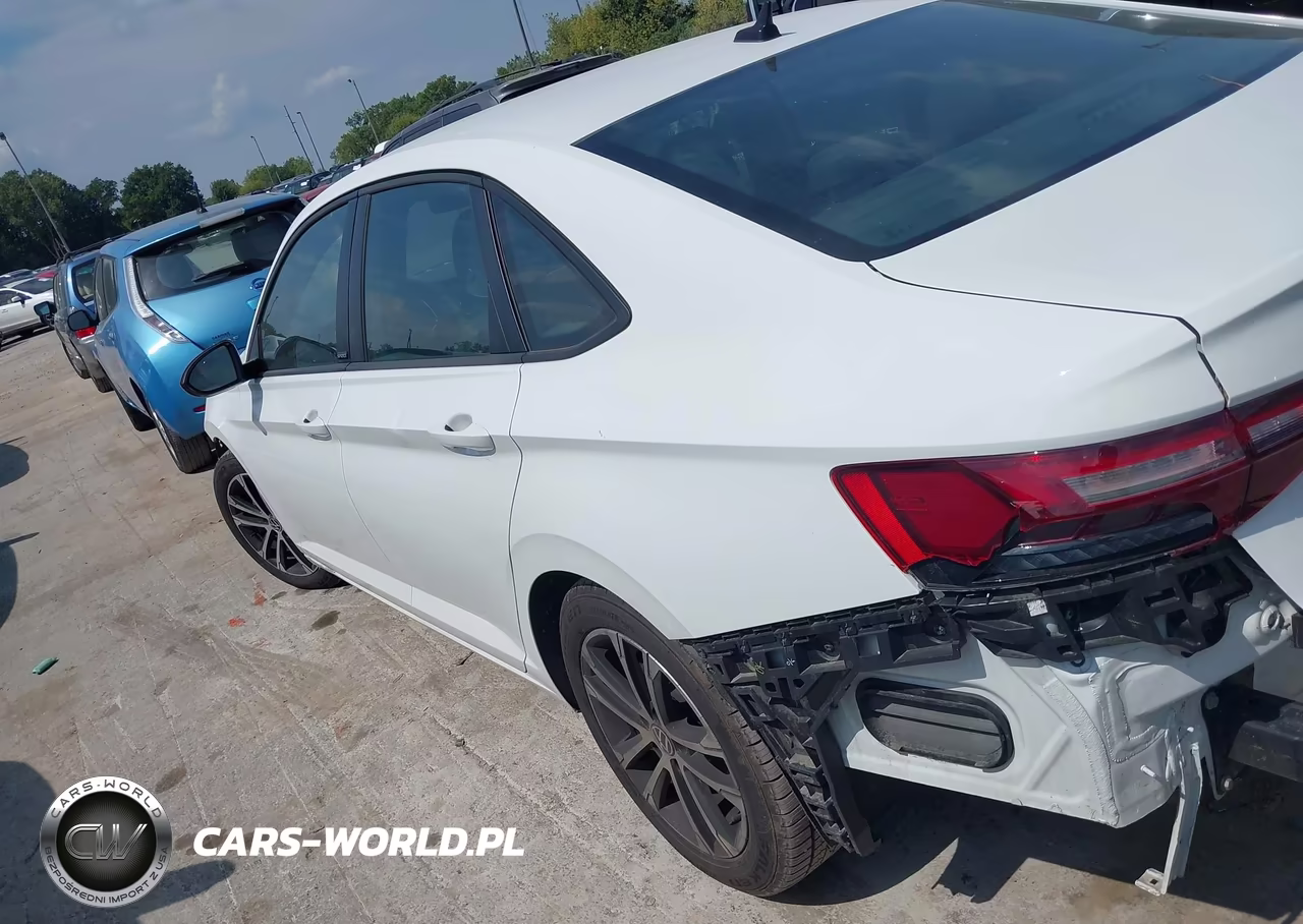 2023 Volkswagen Jetta 1.5T Sport VIN:3VWBM7BU6PM040366 - 15