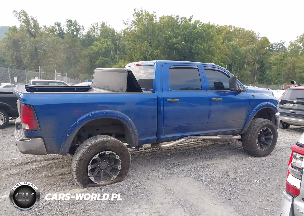 2015 Ram 2500 Tradesman VIN:3C6UR5CL4FG501012 - 13