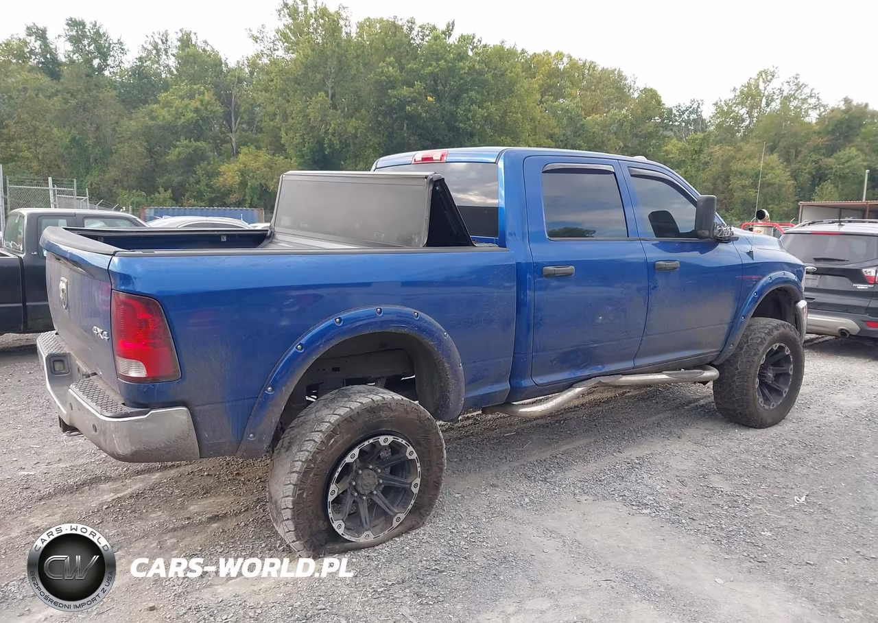 2015 Ram 2500 Tradesman VIN:3C6UR5CL4FG501012 - 4