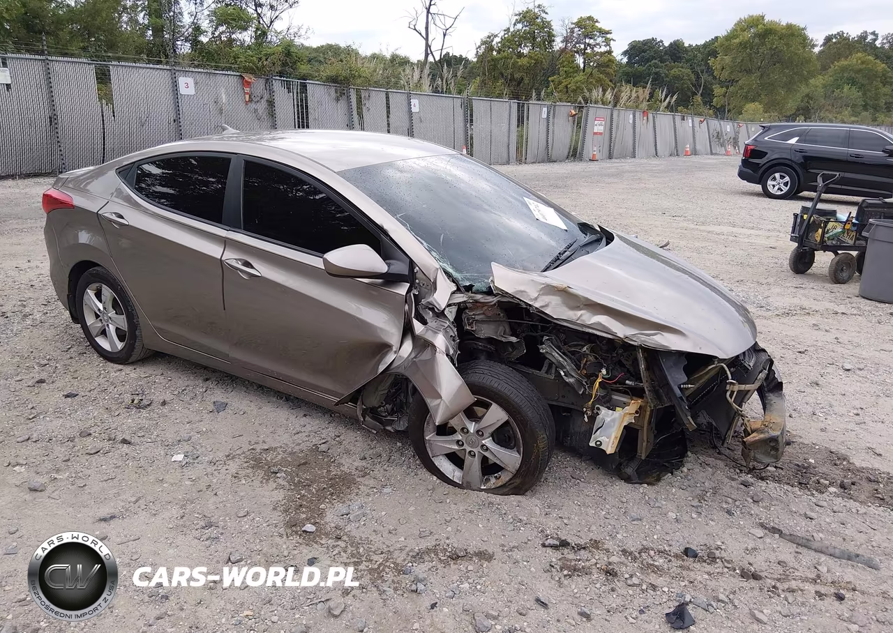 2013 Hyundai Elantra Gls