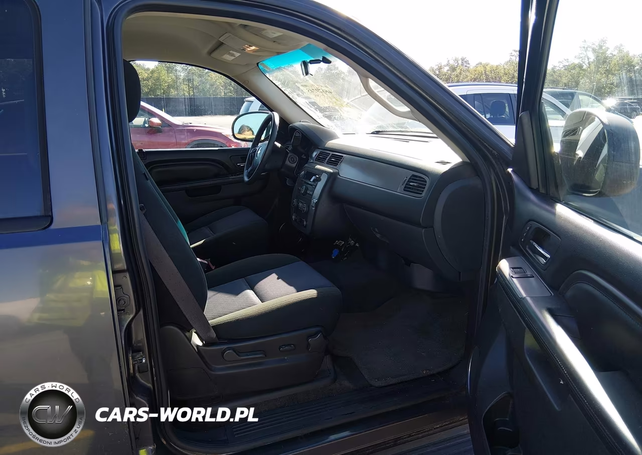 2011 Chevrolet Tahoe Commercial Fleet VIN:1GNLC2E08BR161999 - 5