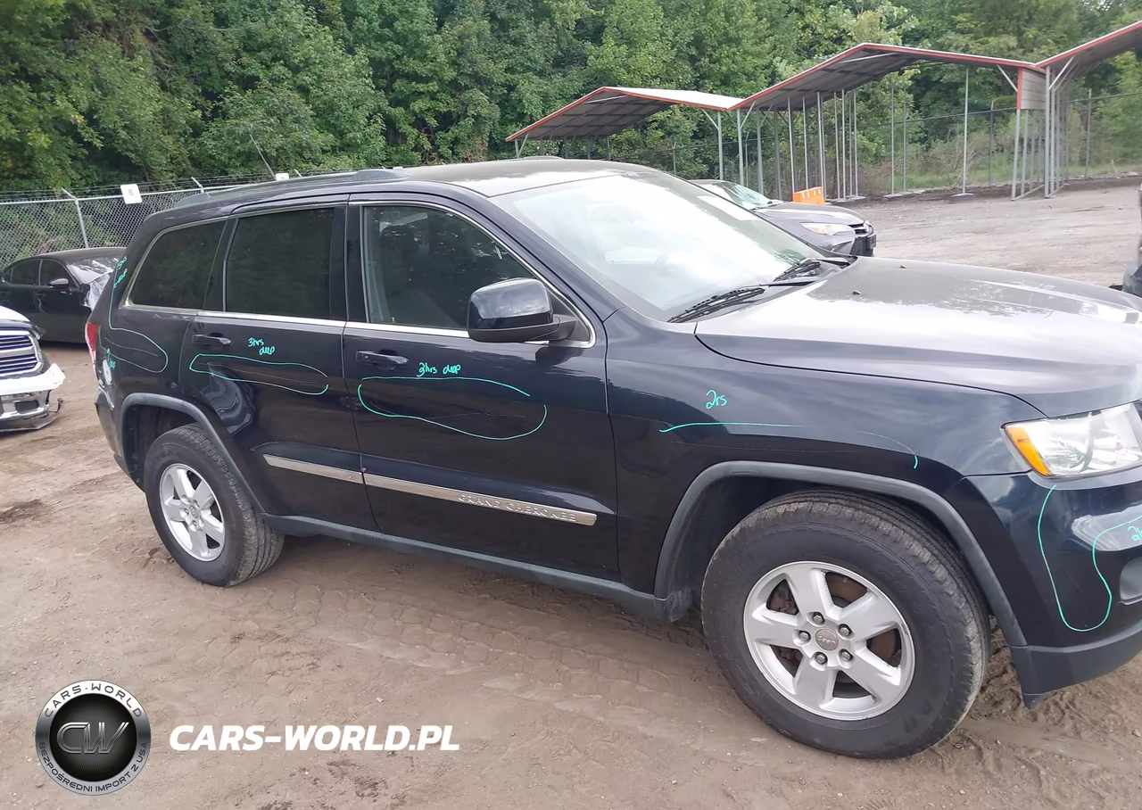 2011 Jeep Grand Cherokee Laredo VIN:1J4RR4GG9BC520135 - 13