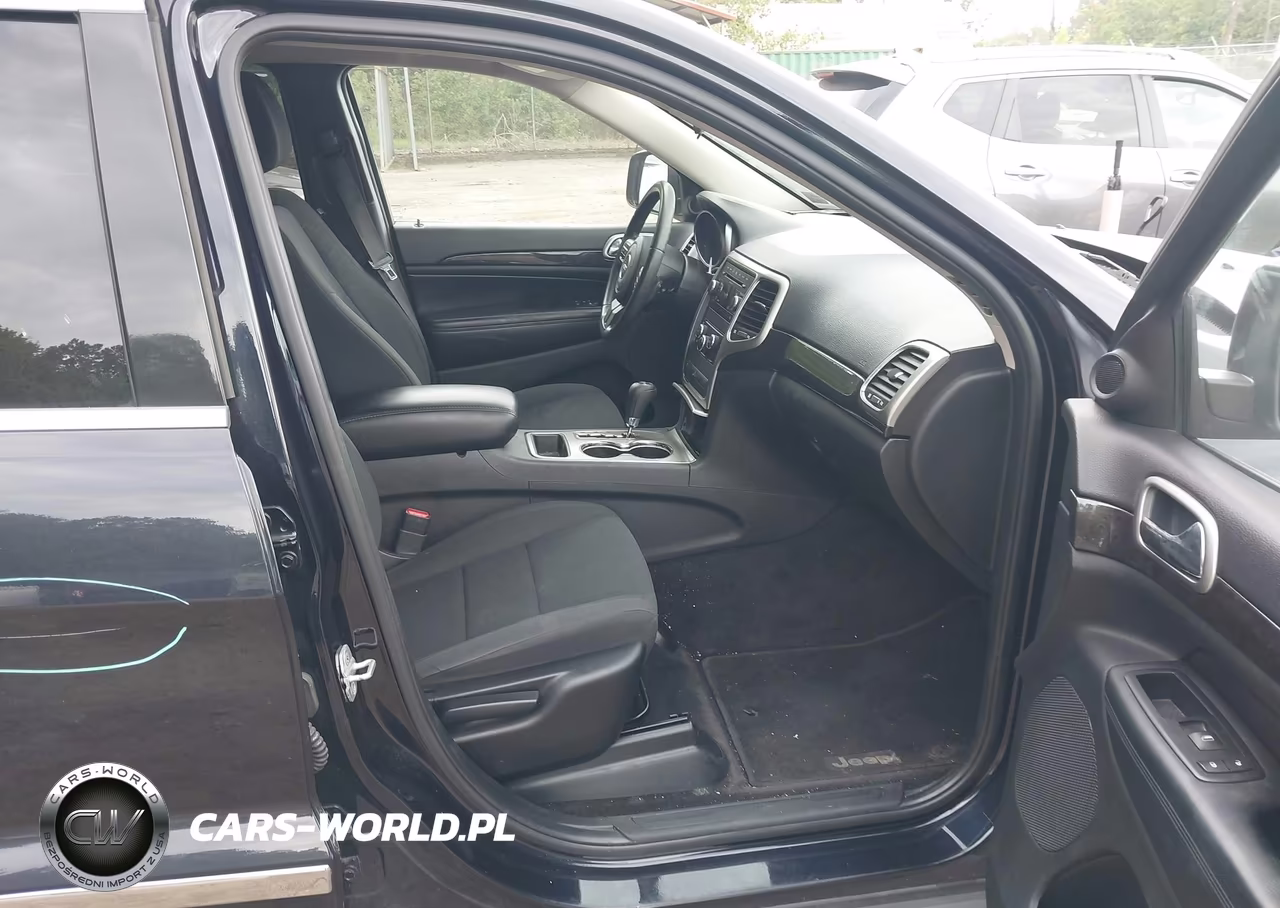 2011 Jeep Grand Cherokee Laredo VIN:1J4RR4GG9BC520135 - 5