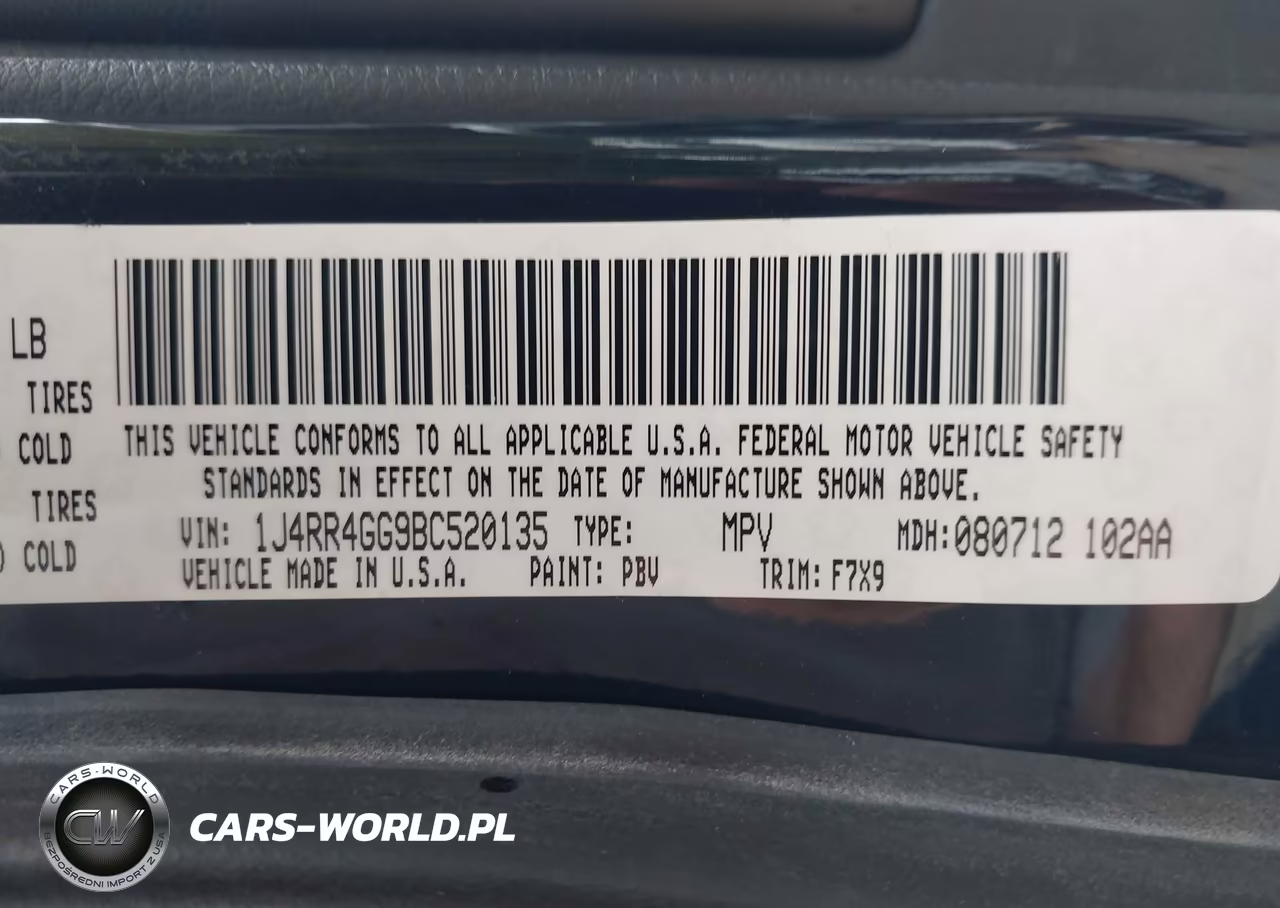2011 Jeep Grand Cherokee Laredo VIN:1J4RR4GG9BC520135 - 9