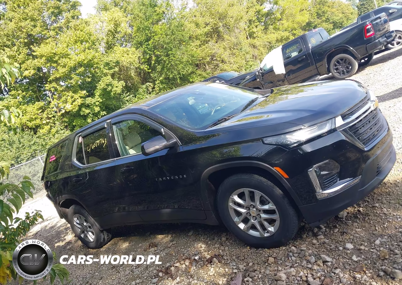 2023 Chevrolet Traverse Fwd Ls VIN:1GNERFKW7PJ234518 - 13