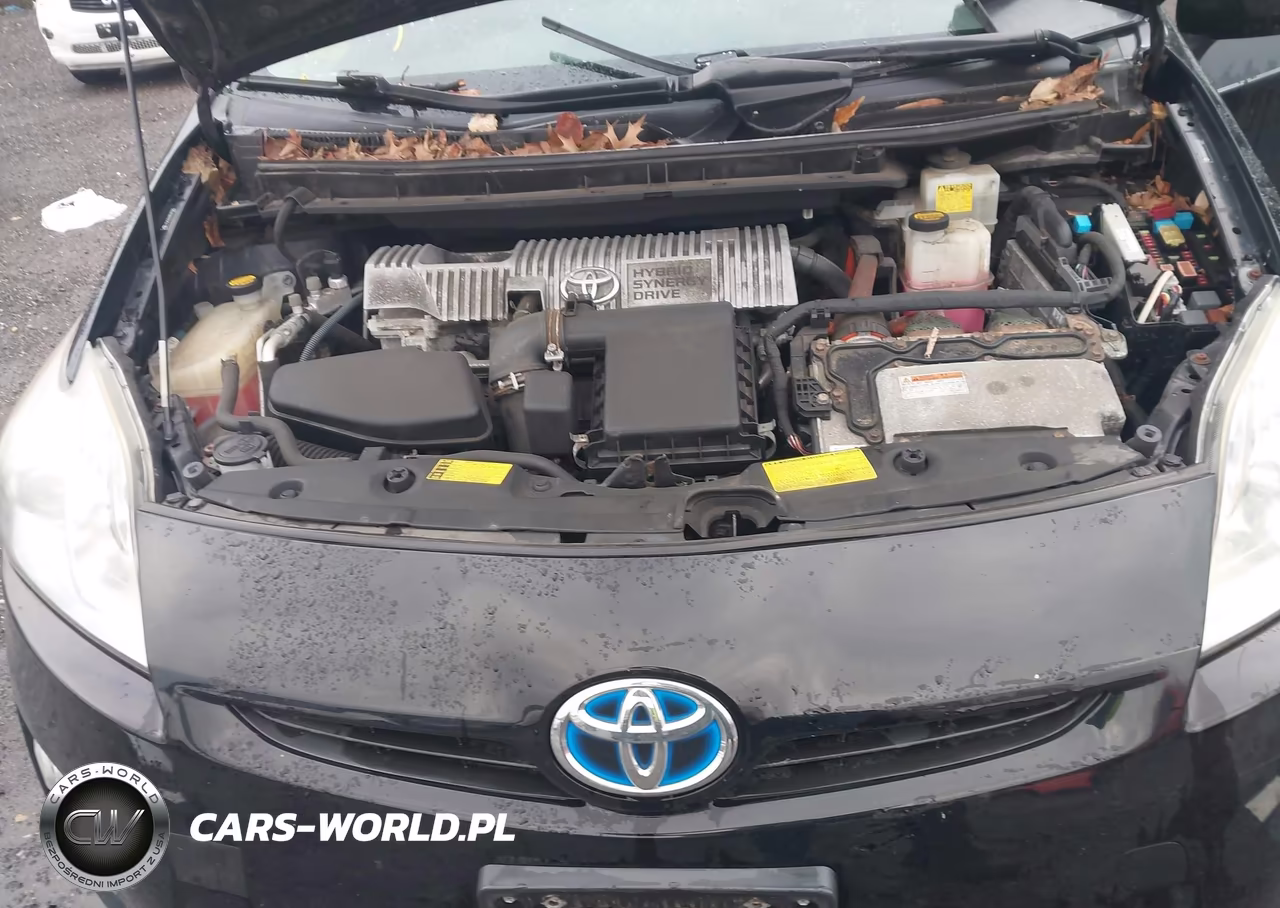 2011 Toyota Prius Three VIN:JTDKN3DU0B1415082 - 10