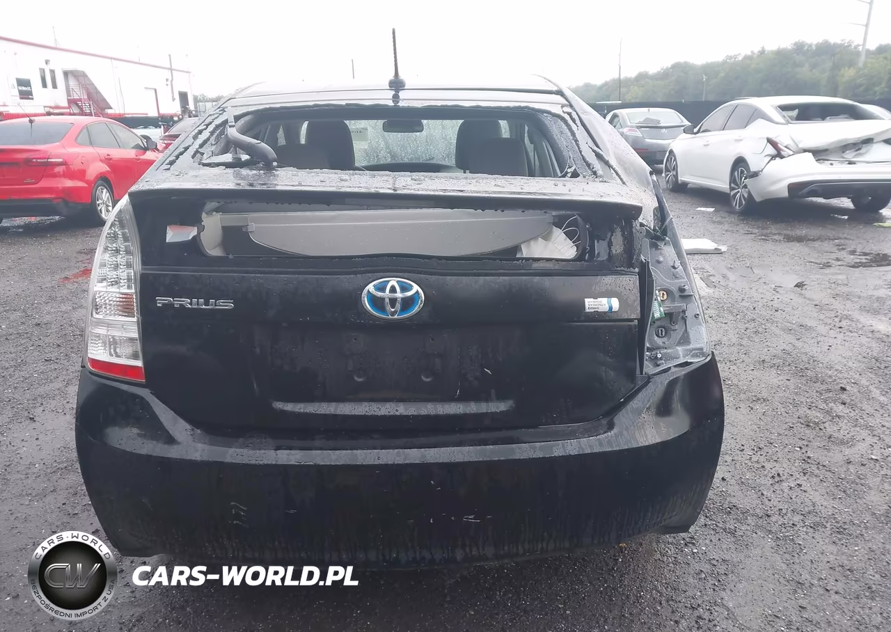 2011 Toyota Prius Three VIN:JTDKN3DU0B1415082 - 16