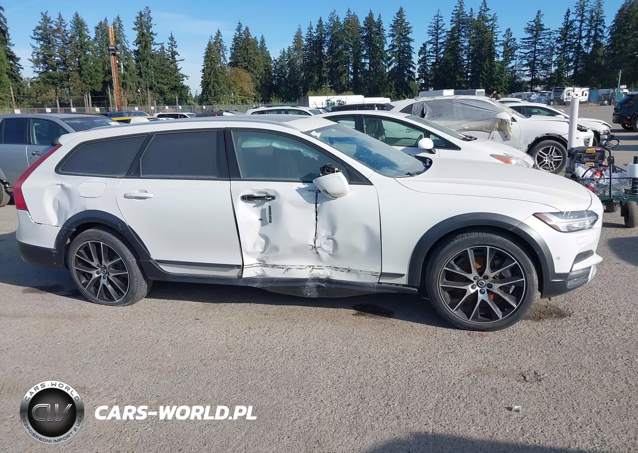 2017 Volvo V90 Cross Country T6 VIN:YV4A22NL7H1005311 - 13