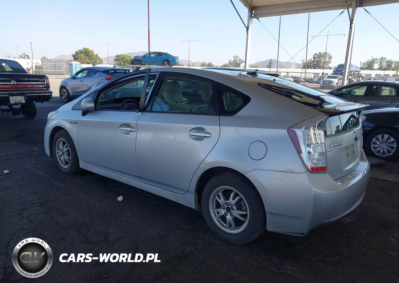 2010 Toyota Prius Iii VIN:JTDKN3DU0A1035853 - 3