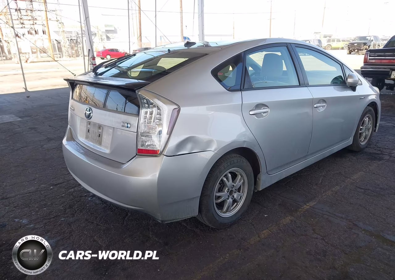 2010 Toyota Prius Iii VIN:JTDKN3DU0A1035853 - 4