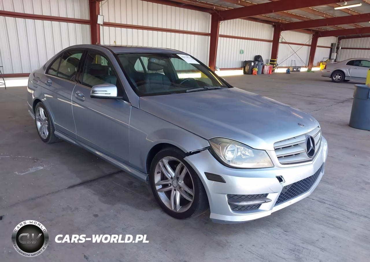 2013 Mercedes-Benz C 250 Sport VIN:WDDGF4HB4DA861682 - 1