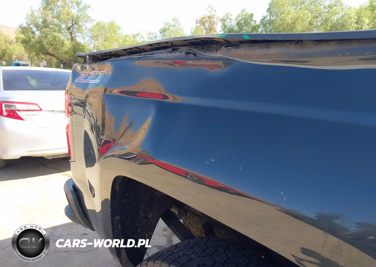 2017 Chevrolet Silverado 1500 2Lt VIN:3GCUKREC6HG419013 - 19