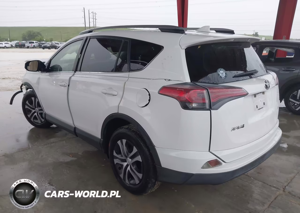 2017 Toyota Rav4 Le VIN:JTMZFREV1HJ109958 - 3