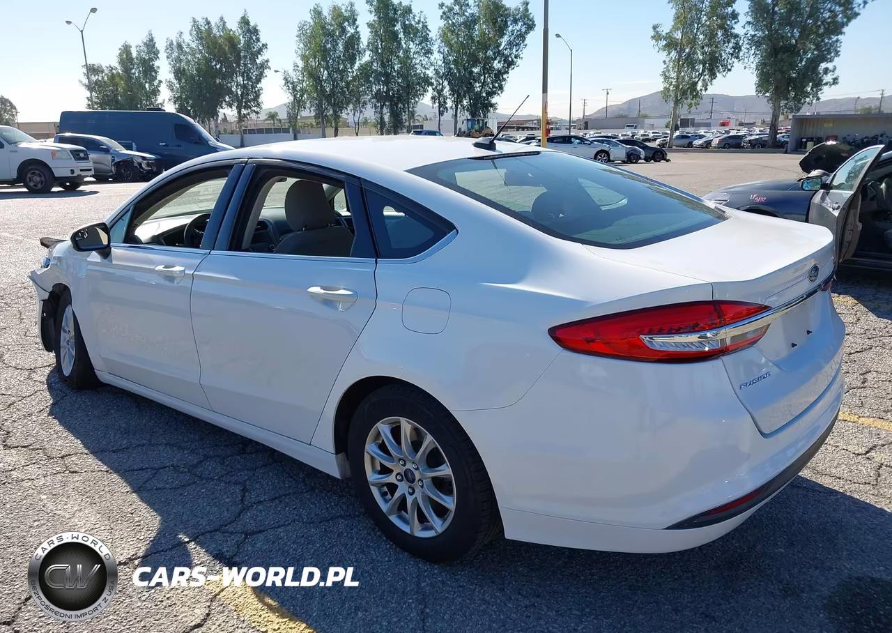 2017 Ford Fusion S VIN:3FA6P0G73HR163722 - 3