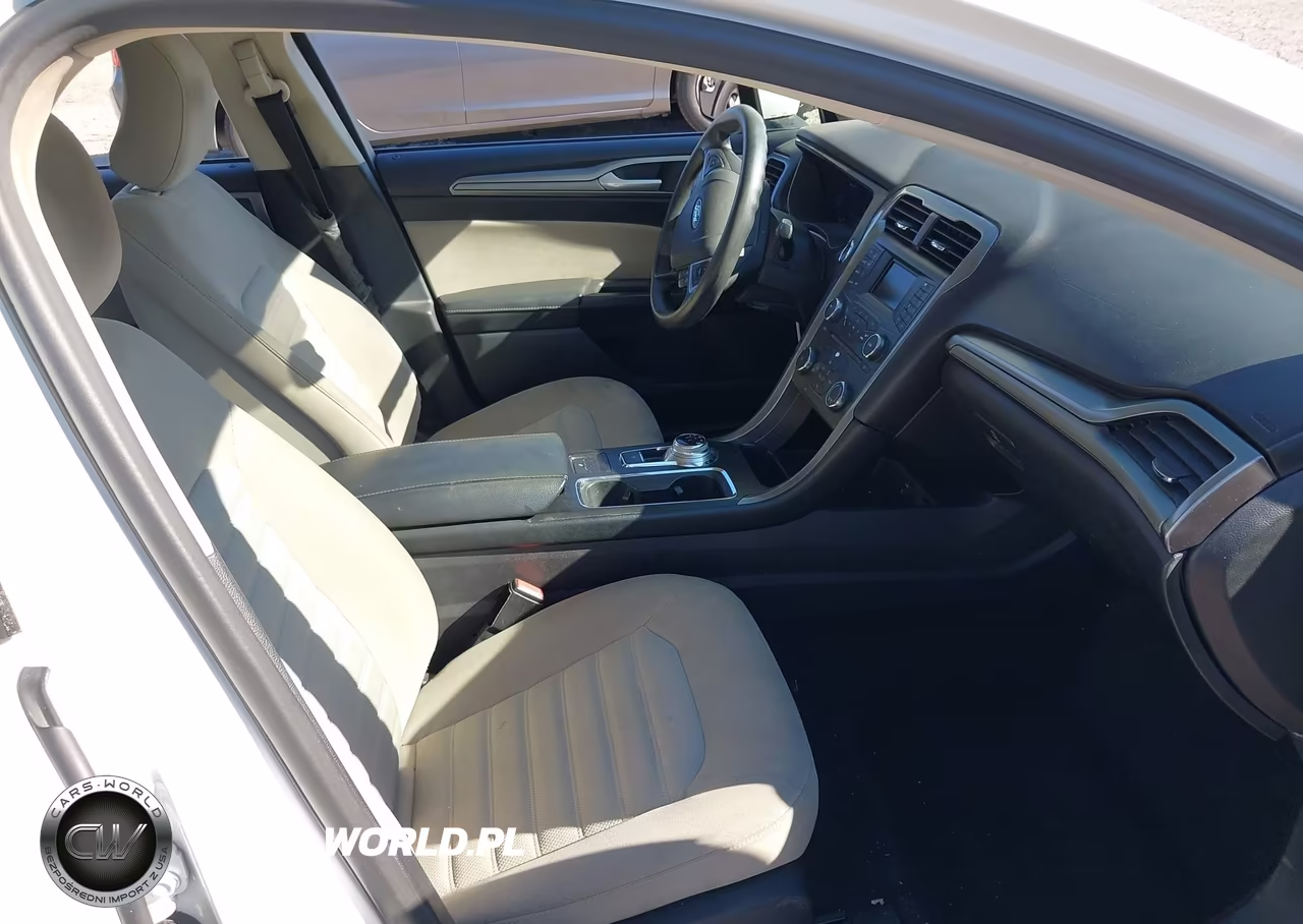 2017 Ford Fusion S VIN:3FA6P0G73HR163722 - 5