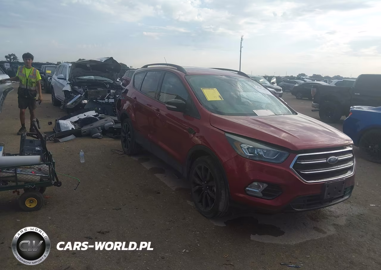 2017 Ford Escape Titanium – zdjęcie 1 z 13