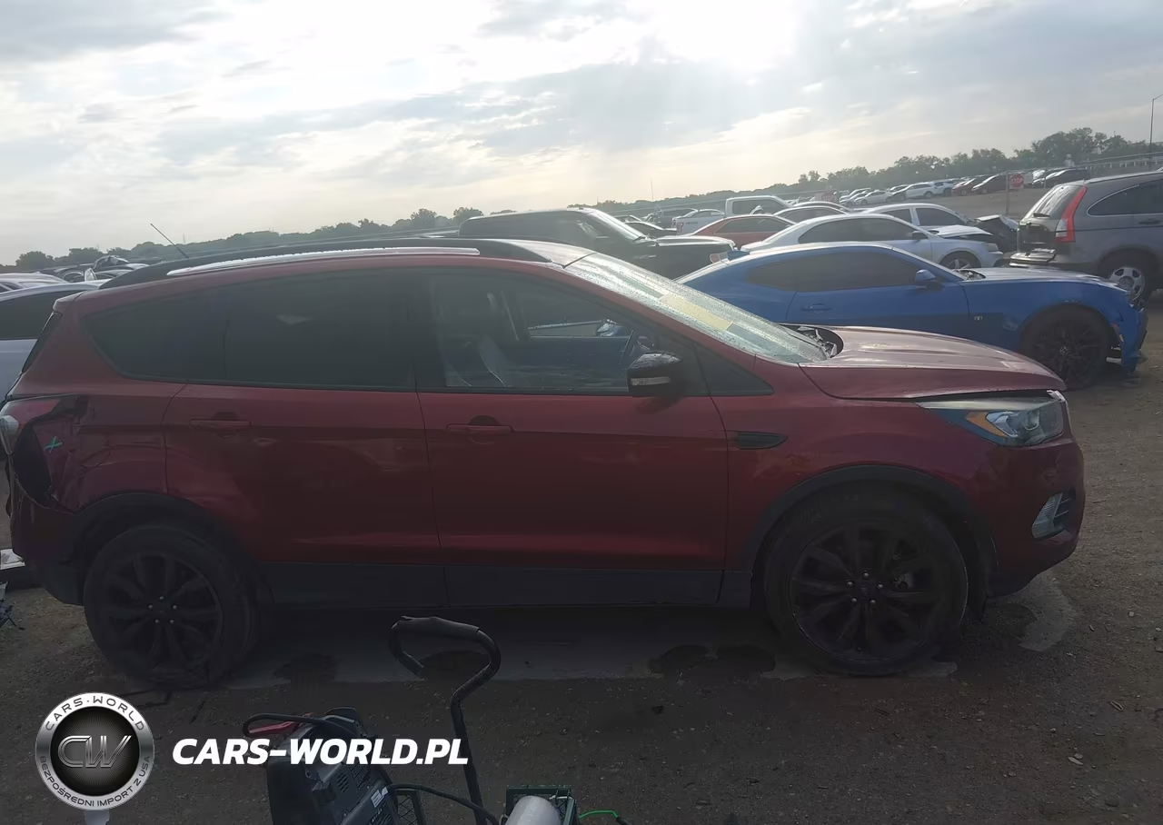 2017 Ford Escape Titanium VIN:1FMCU0J93HUA22511 - 10