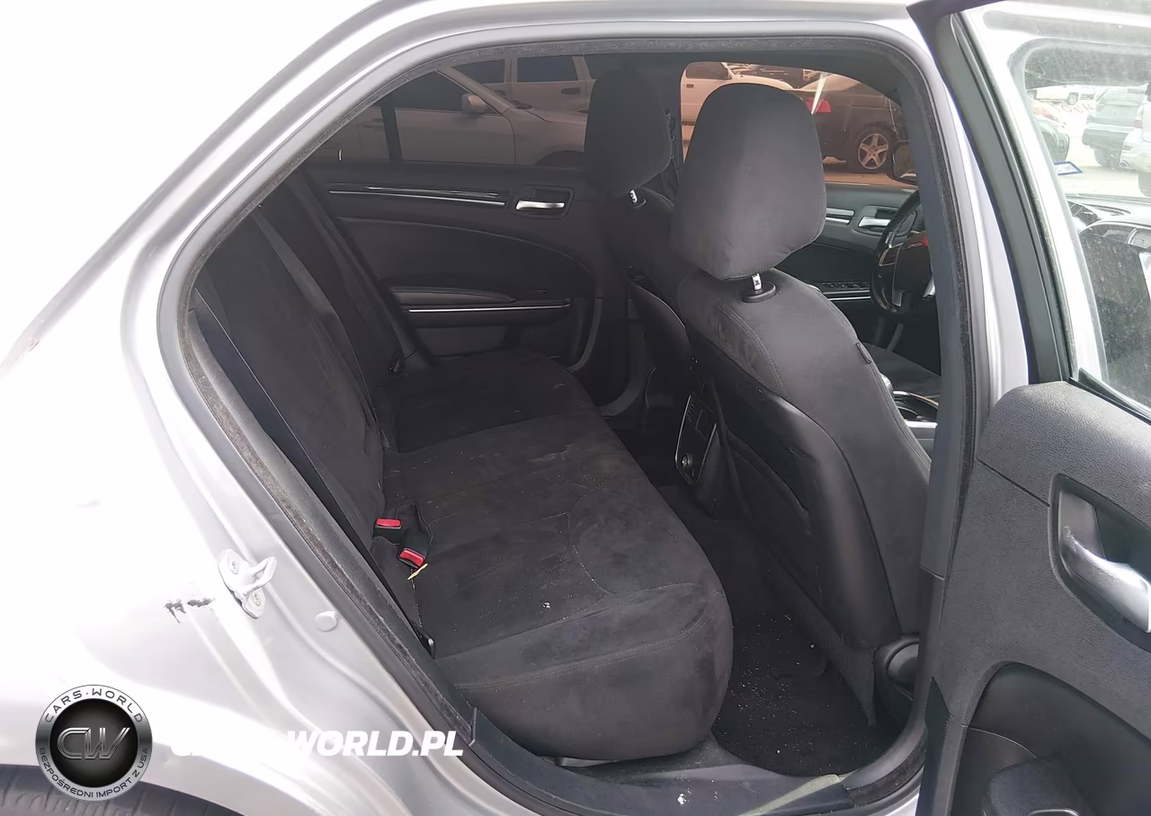 2011 Chrysler 300 VIN:2C3CA4CG3BH525485 - 8