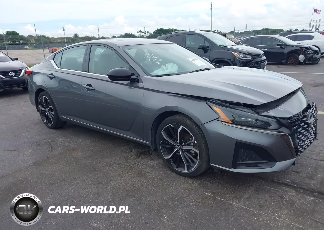2024 Nissan Altima Sr Fwd