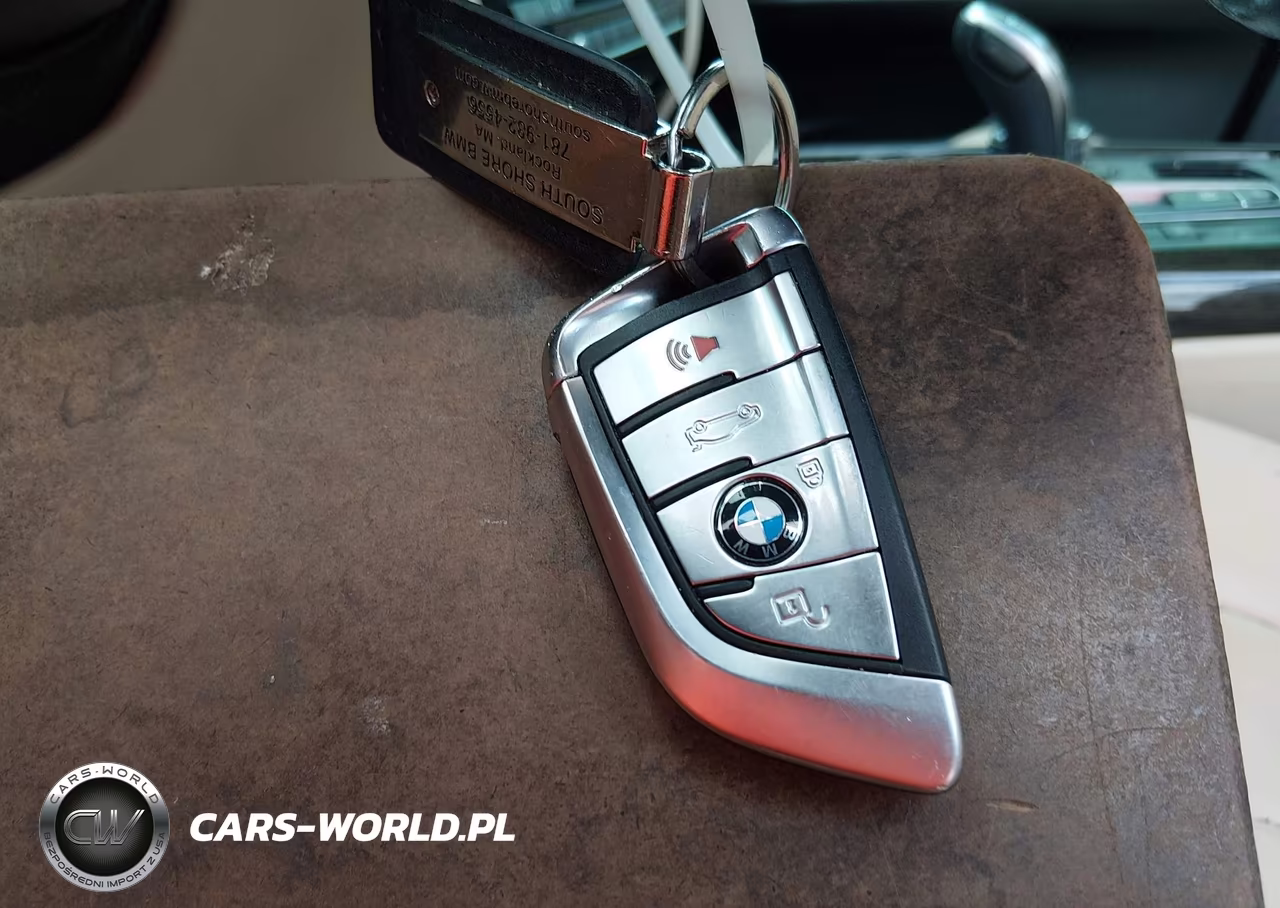 2018 BMW X5 xDrive35I VIN:5UXKR0C59J0X98035 - 11