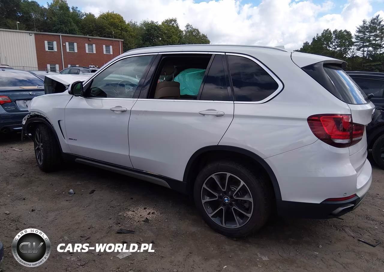 2018 BMW X5 xDrive35I VIN:5UXKR0C59J0X98035 - 14