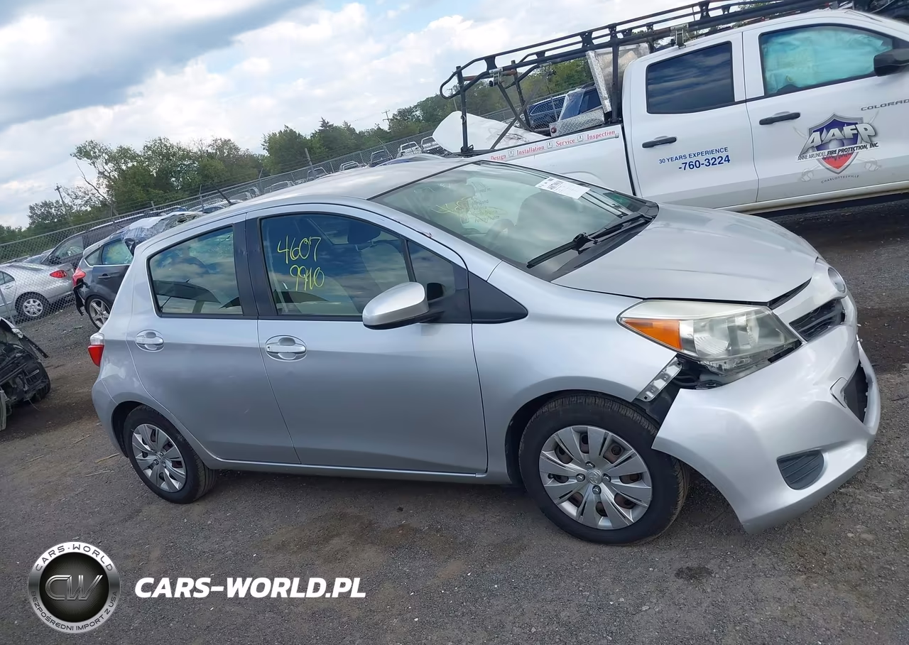 2013 Toyota Yaris L-Le-Se VIN:JTDKTUD30DD555167 - 13