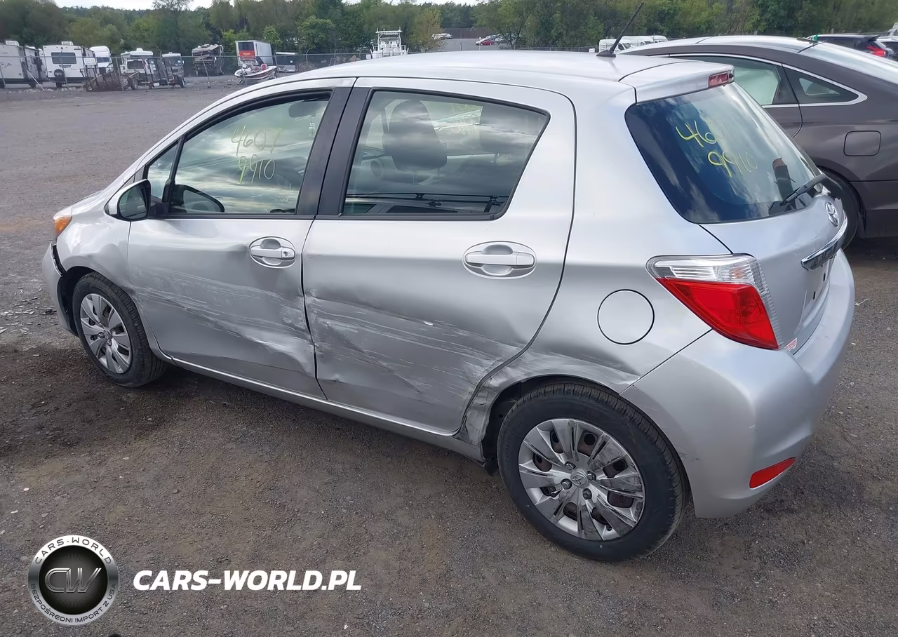 2013 Toyota Yaris L-Le-Se VIN:JTDKTUD30DD555167 - 3