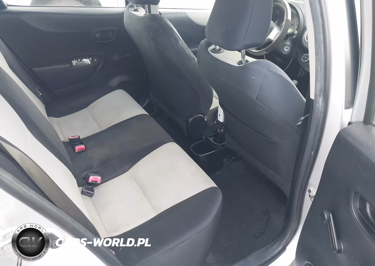 2013 Toyota Yaris L-Le-Se VIN:JTDKTUD30DD555167 - 8