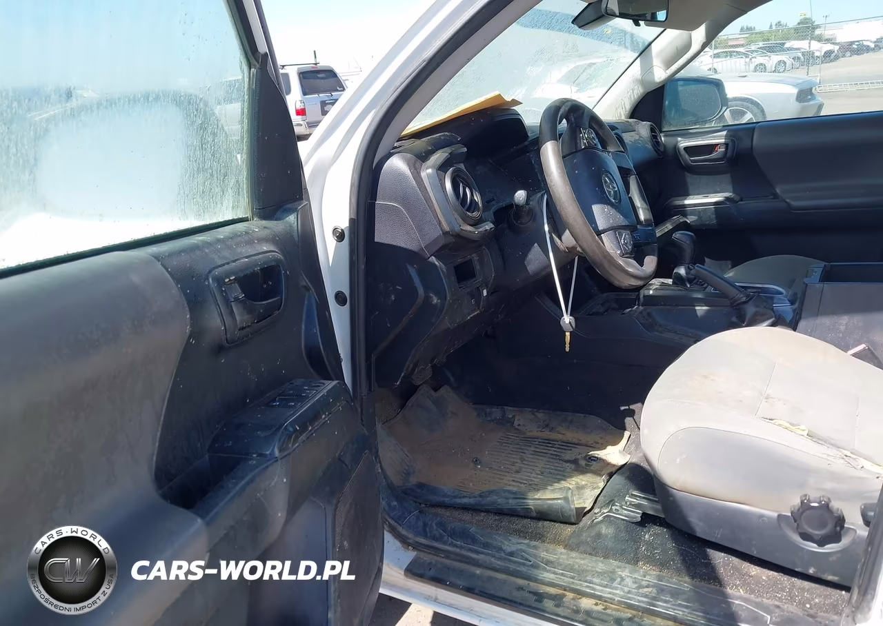2018 Toyota Tacoma Sr VIN:5TFRX5GN1JX115233 - 5