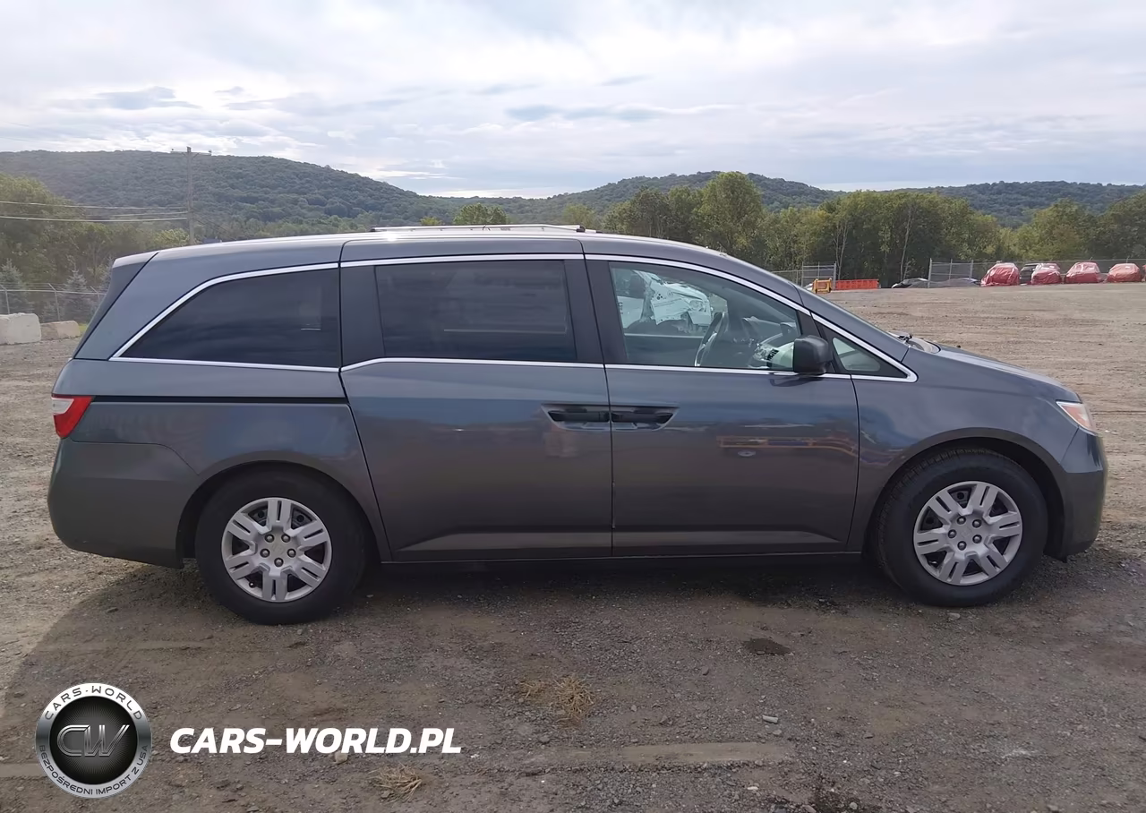 2013 Honda Odyssey Lx VIN:5FNRL5H28DB061895 - 13