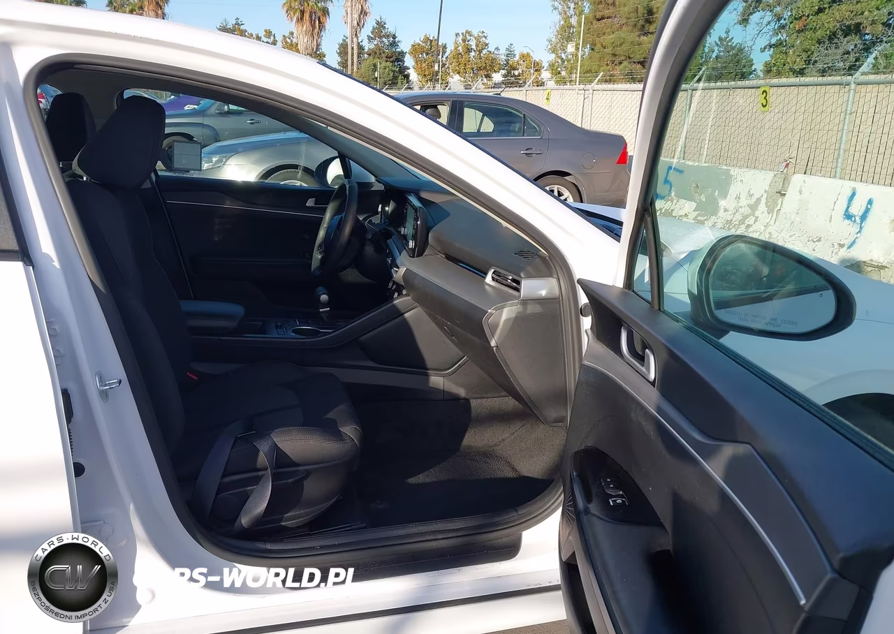 2022 Kia K5 Lxs VIN:5XXG14J24NG135538 - 5