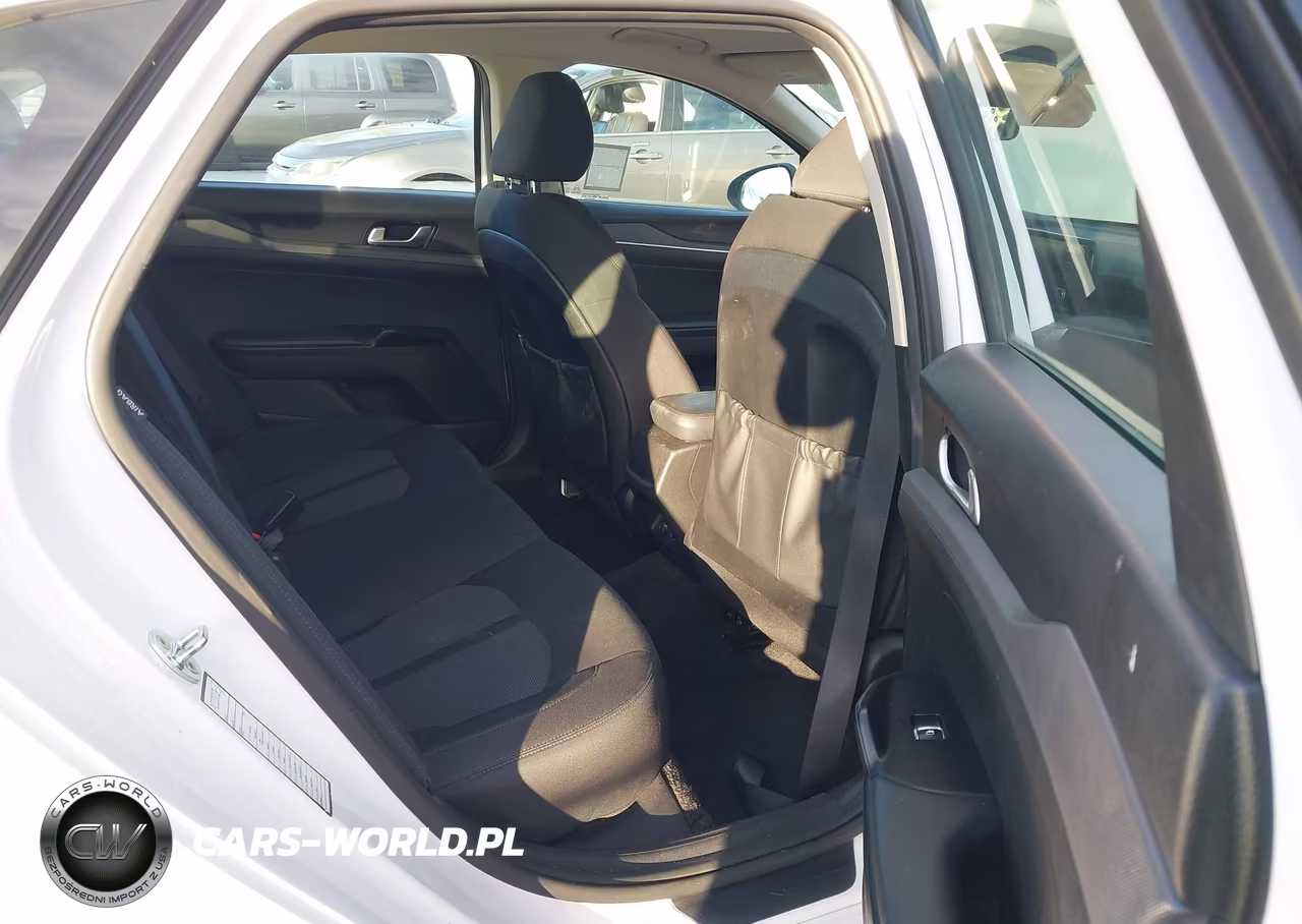 2022 Kia K5 Lxs VIN:5XXG14J24NG135538 - 8