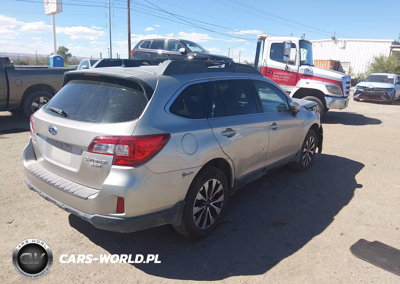 2017 Subaru Outback 3.6R Limited VIN:4S4BSENC2H3276818 - 4
