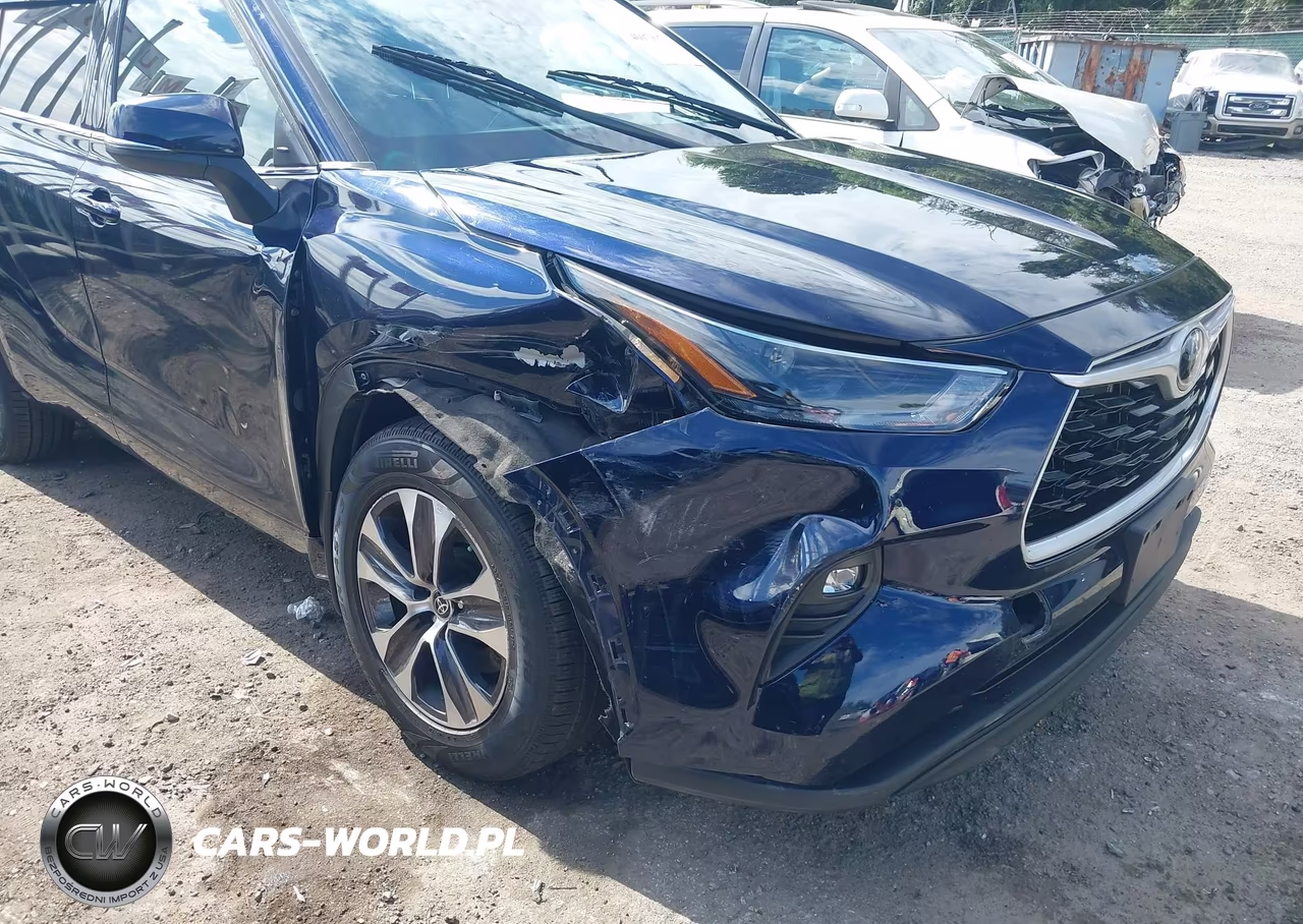 2022 Toyota Highlander Xle VIN:5TDGZRBH0NS579300 - 15
