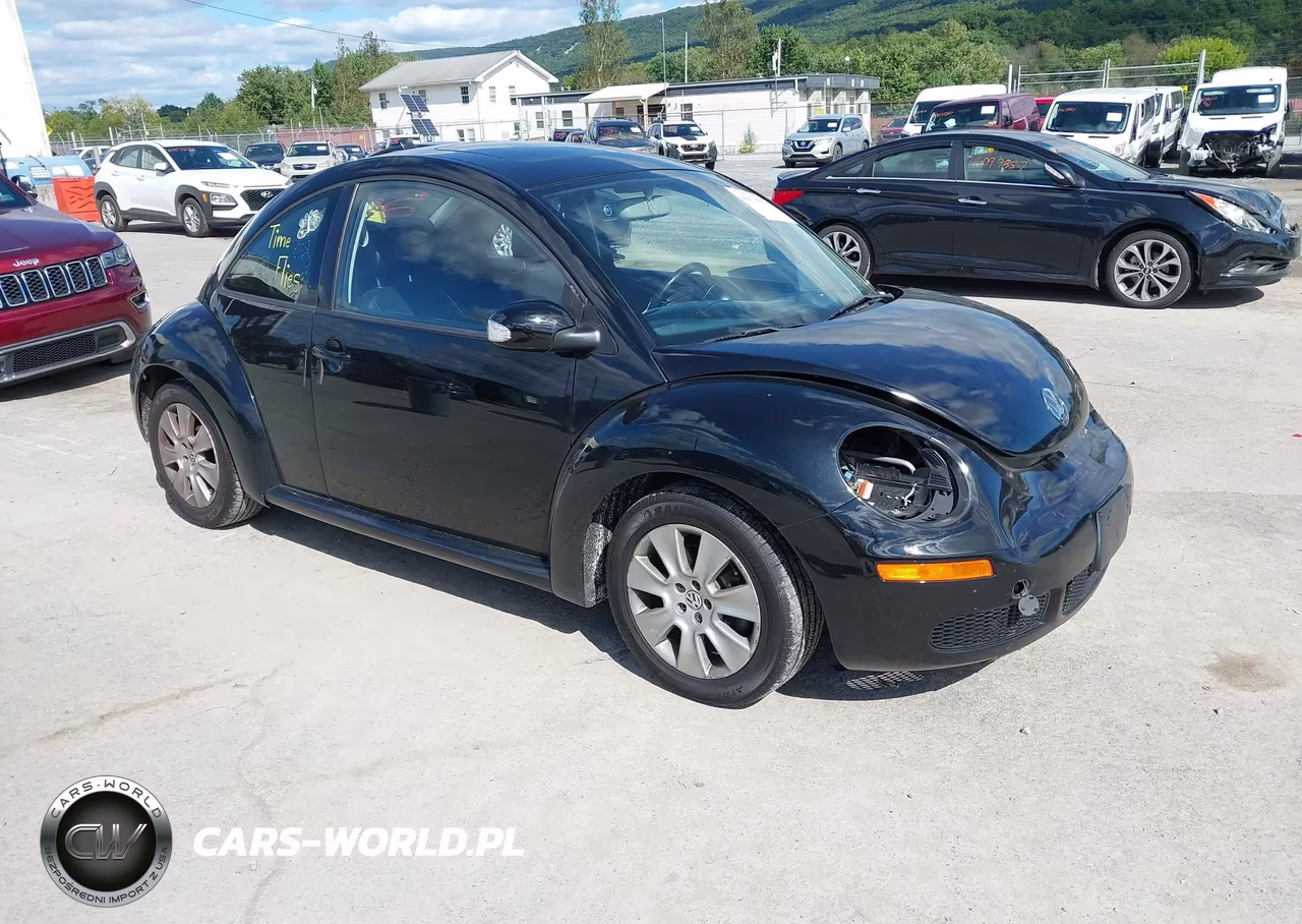 2010 Volkswagen New Beetle 2.5L VIN:3VWRW3AGXAM012915 - 1