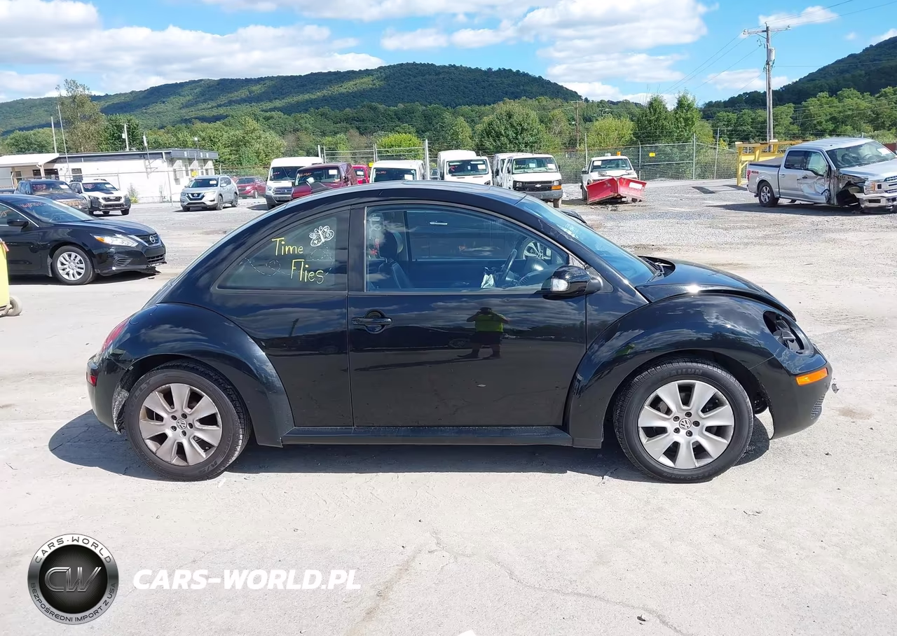 2010 Volkswagen New Beetle 2.5L VIN:3VWRW3AGXAM012915 - 13
