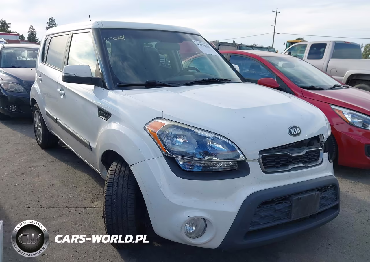 2013 Kia Soul + VIN:KNDJT2A67D7757064 - 1