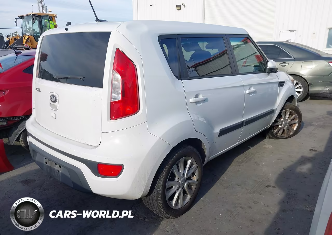 2013 Kia Soul + VIN:KNDJT2A67D7757064 - 4