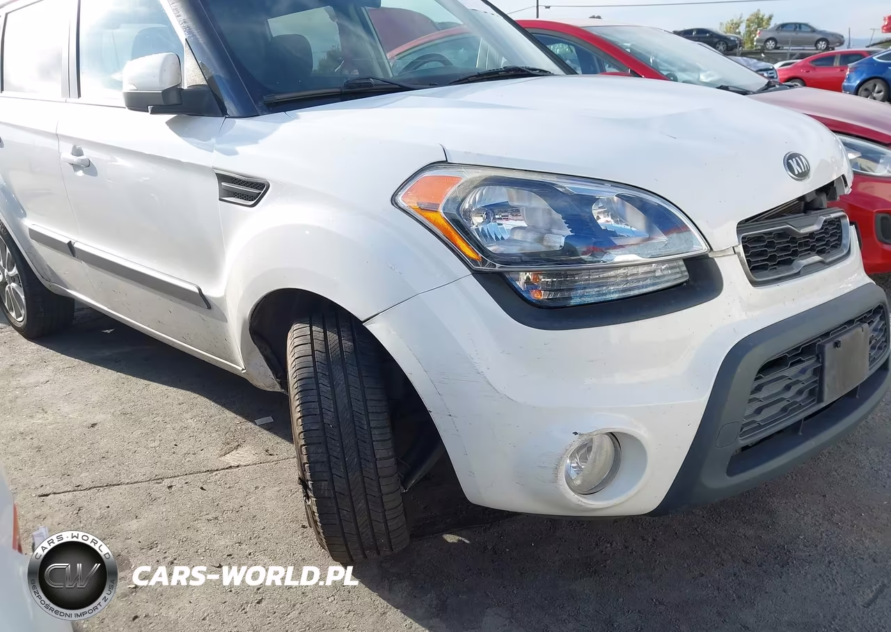 2013 Kia Soul + VIN:KNDJT2A67D7757064 - 6