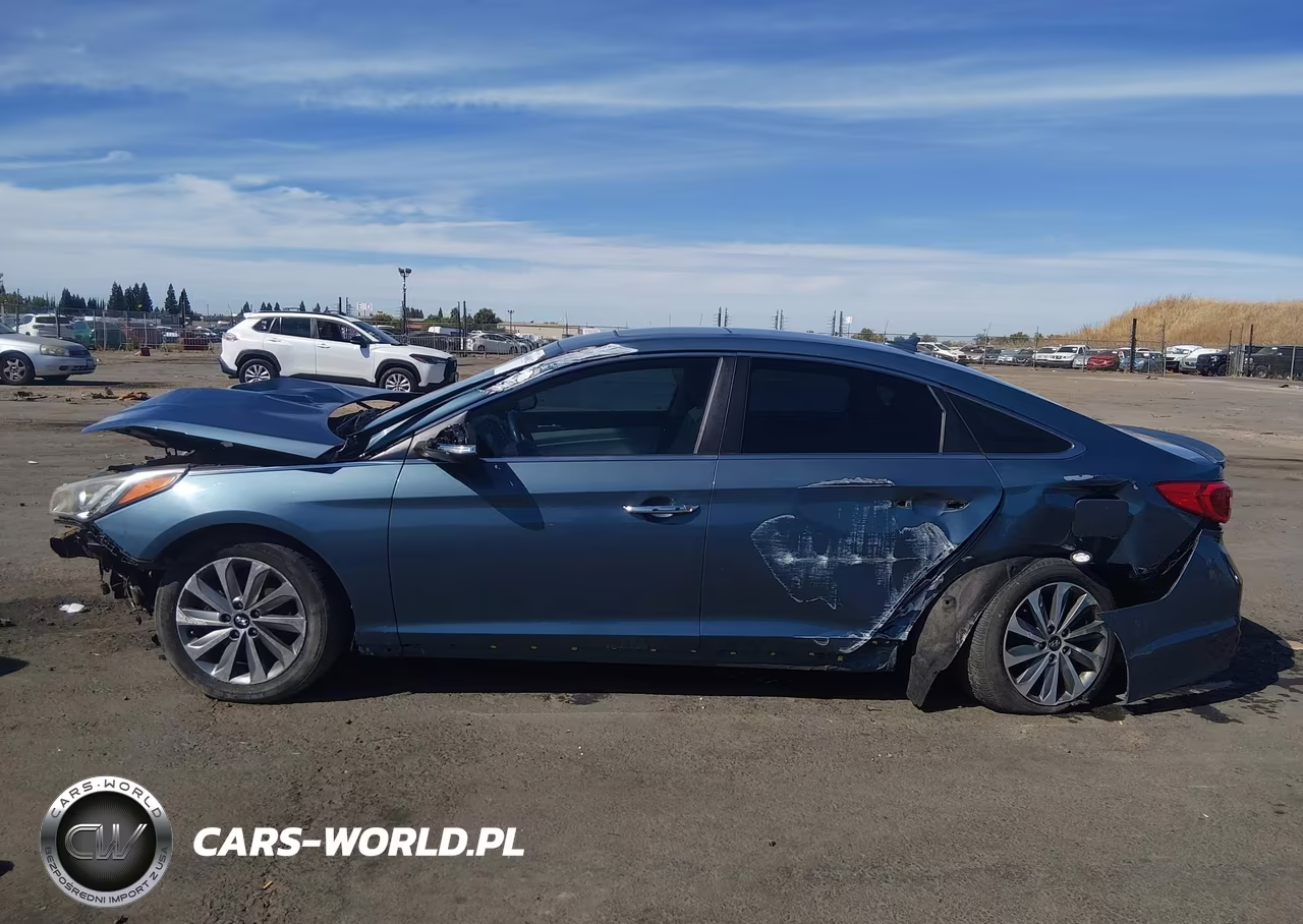 2016 Hyundai Sonata Sport VIN:5NPE34AF3GH428648 - 15