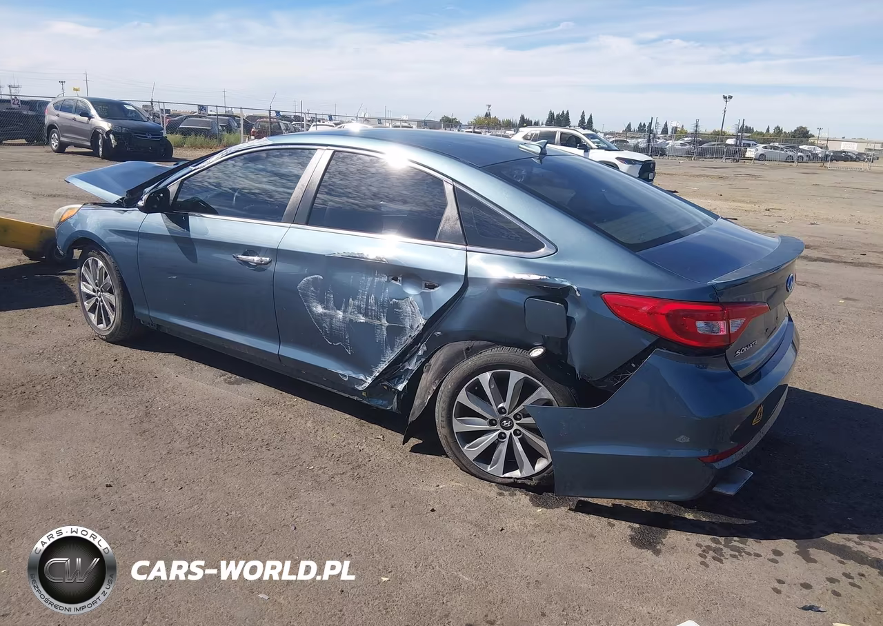 2016 Hyundai Sonata Sport VIN:5NPE34AF3GH428648 - 3