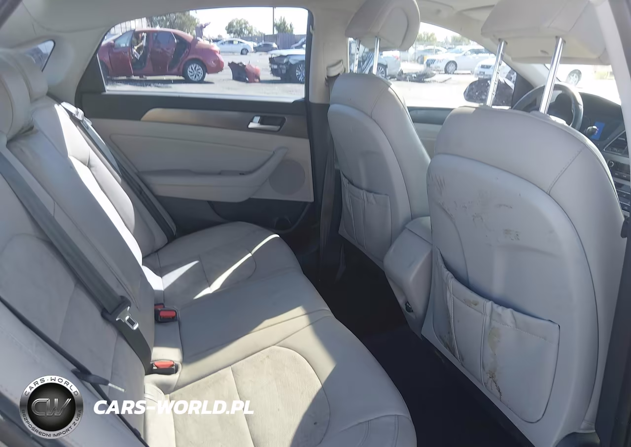 2016 Hyundai Sonata Sport VIN:5NPE34AF3GH428648 - 8