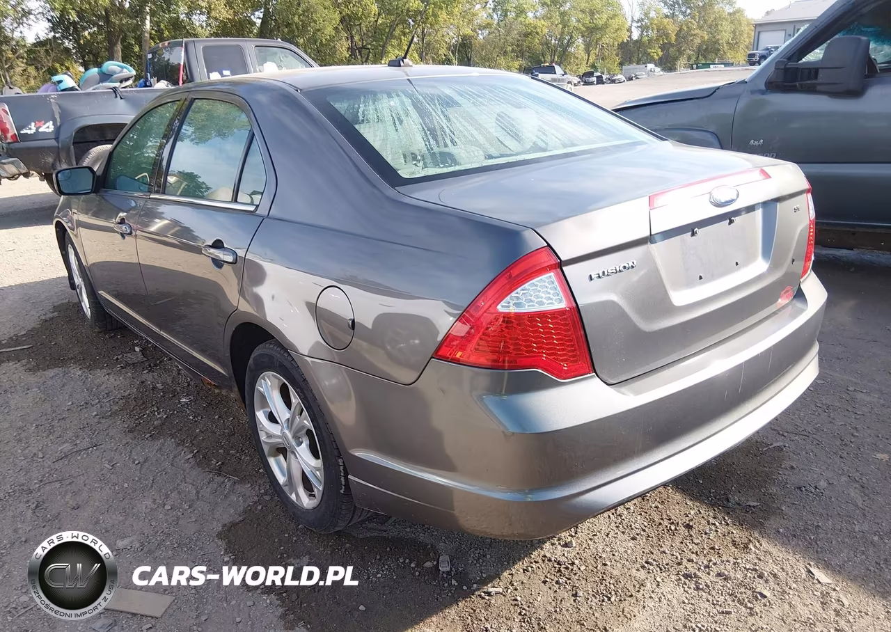 2012 Ford Fusion Se VIN:3FAHP0HA5CR261534 - 3
