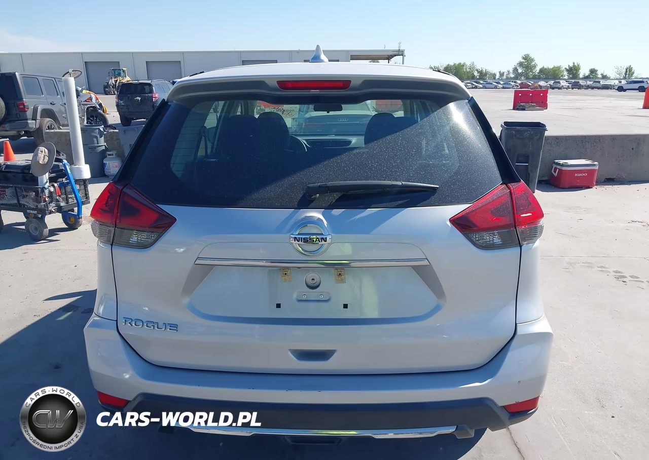 2018 Nissan Rogue S VIN:5N1AT2MT2JC830440 - 16